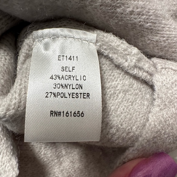 COPY - Sew in Love Small Gray Criss Cross Sweater NWOT - Picture 3 of 4